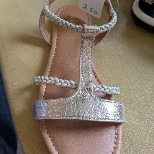 WhiteCharm PeachStep Sandals